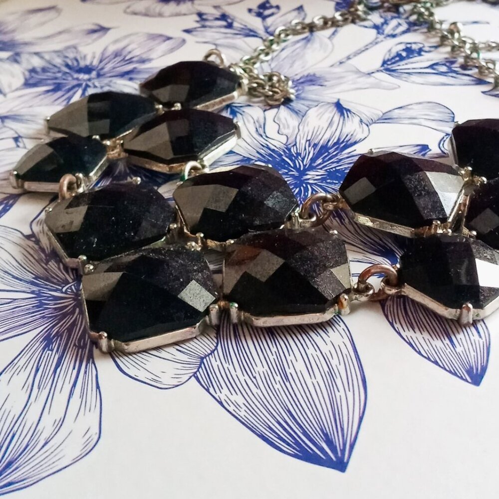 Elegant Black Faceted Geometric Stones Bib Statement Necklace Silver Accents - Picture 6 of 16